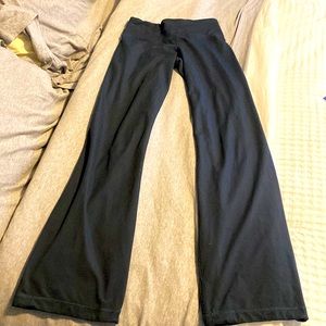 Under Armour yoga pants/flare leggings